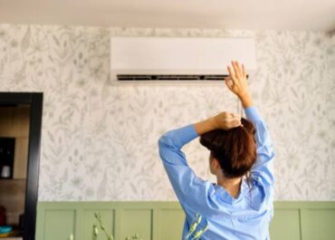 Why Is My AC Blowing Warm Air? A Complete Guide to Troubleshooting and Fixing the Problem